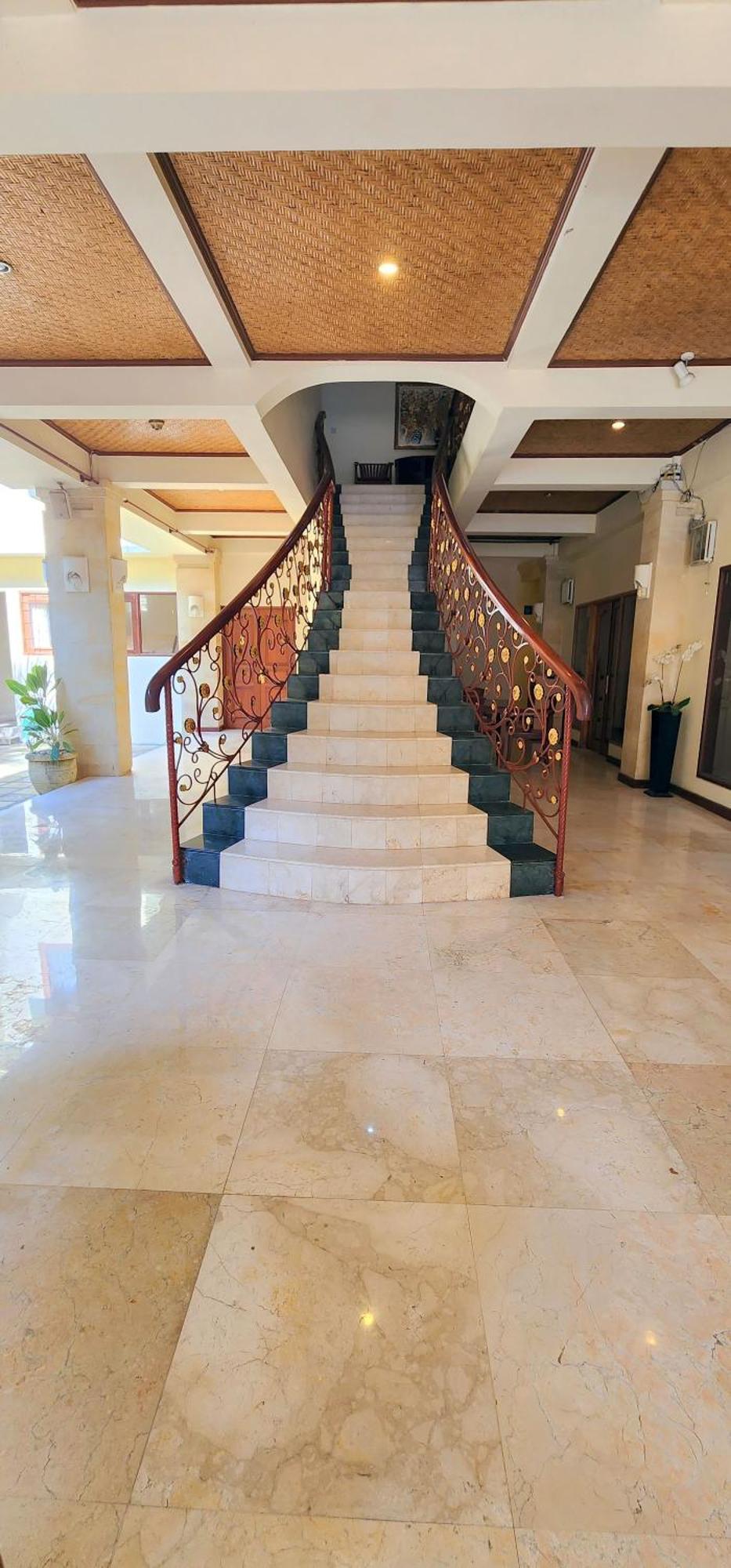 Bali Emerald Apartments Sanur Exteriör bild
