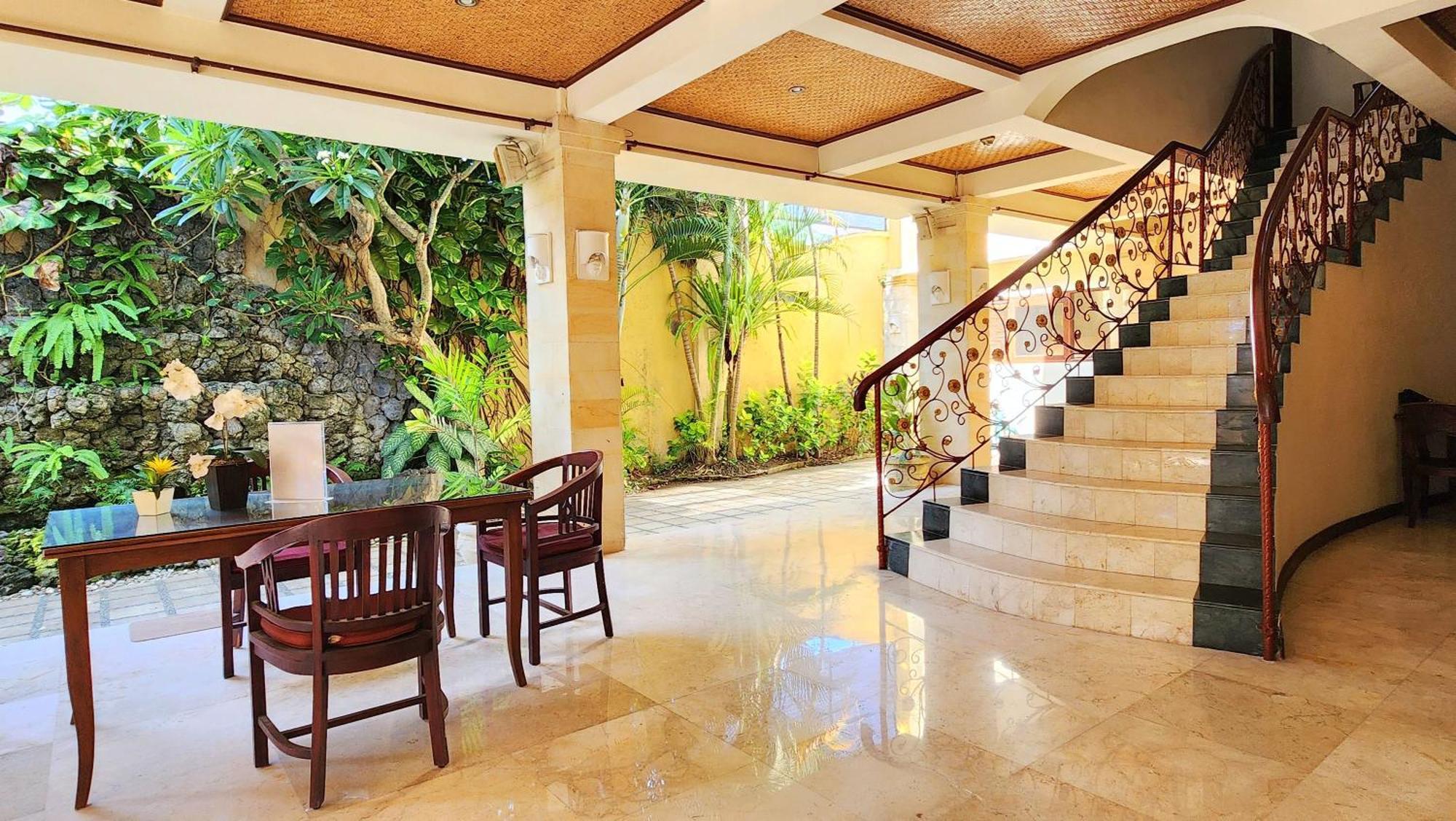 Bali Emerald Apartments Sanur Exteriör bild